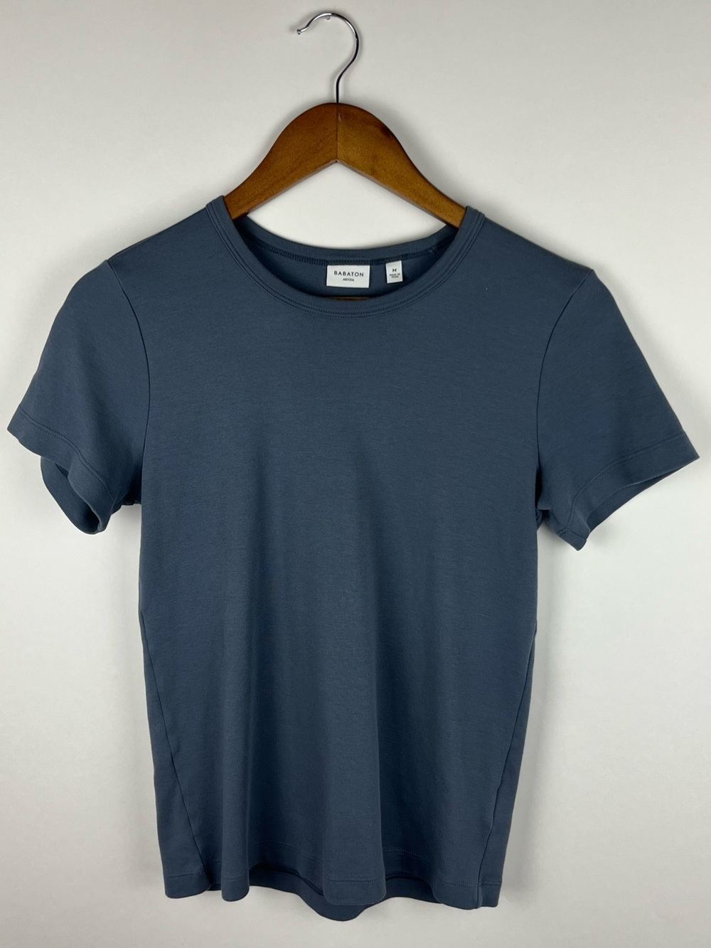 Aritzia Babaton Blue Gray Cotton T Shirt Size Medium